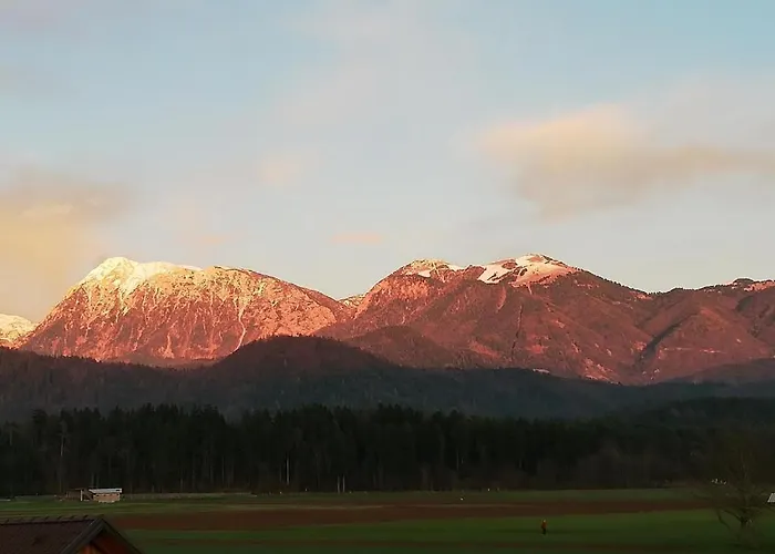 Campeggio Glamping House Ranc *