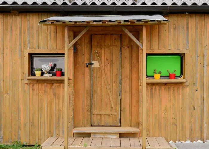 キャンプ場 Glamping House Ranc *